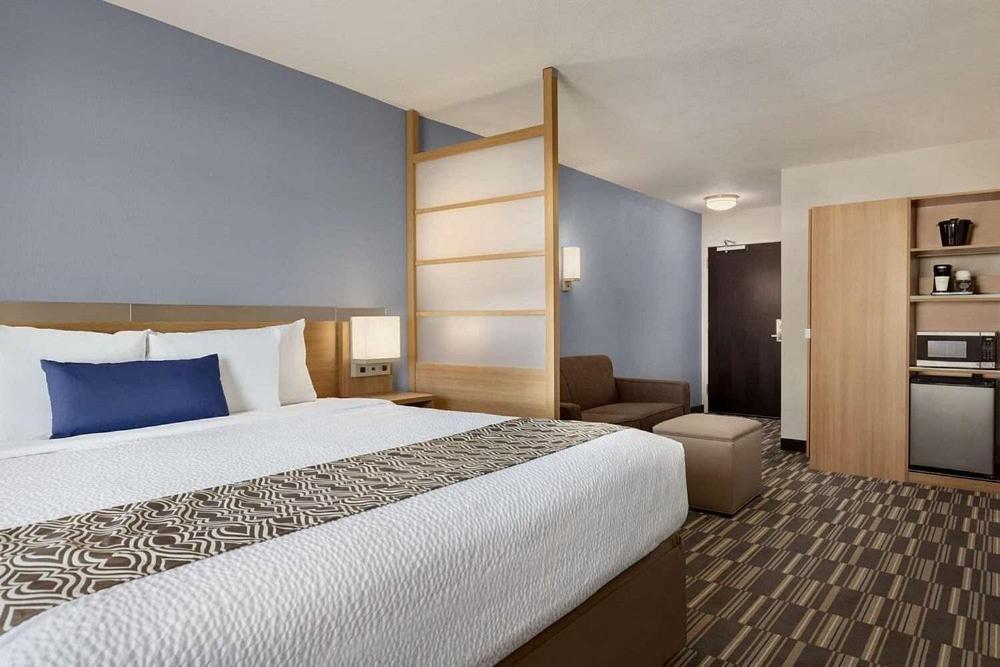 Microtel Inn & Suites By Wyndham Gambrills Odenton Buitenkant foto